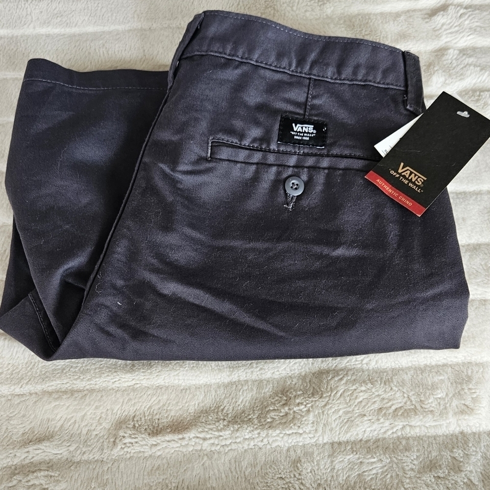Brand New W Tags Vans Men's Off the Wall Walter 2-B Shorts Gray Chino Men's 32 - Picture 6 of 6